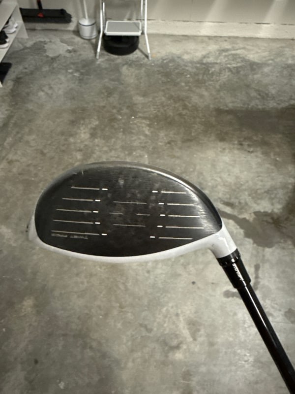 Taylormade Sim2 Driver image 1